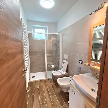 Casa Nino Riserva Naturale Alto Garda トレモージネ