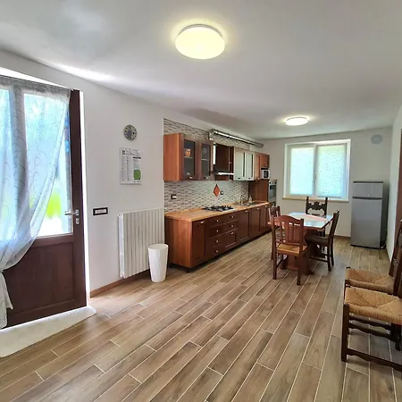 Casa Nino Riserva Naturale Alto Garda Apartment *